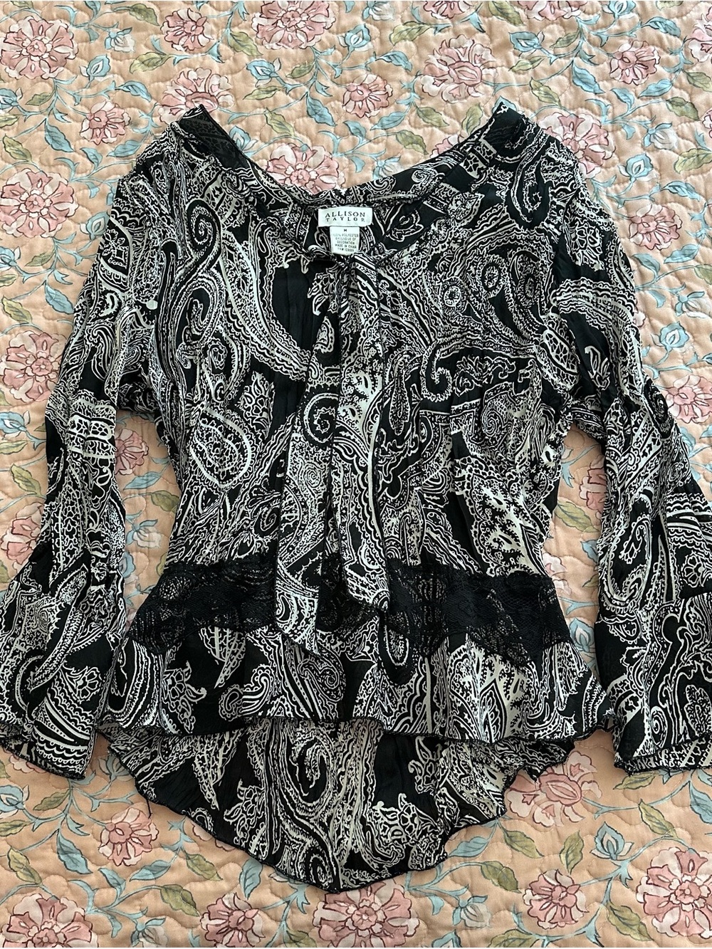 Allison Taylor Black & White Paisley Print Bell Sleeve Women’s Top
